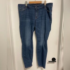 Old Navy Super Skinny Mid Rise Blue Jeans size 20